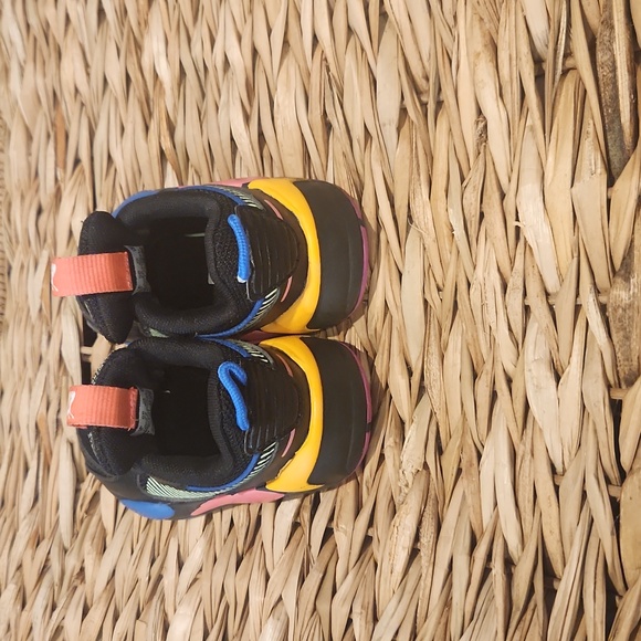 6c kids Multicolored Pumas - Picture 3 of 4